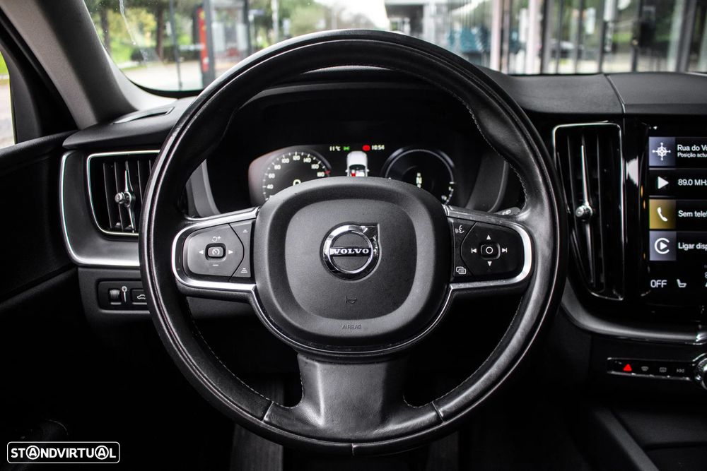 Volvo XC 60 2.0 T8 PHEV Momentum AWD - 13