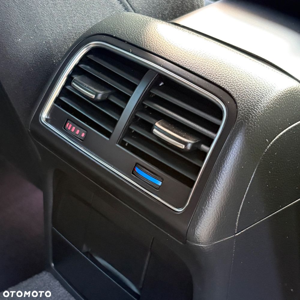 Audi A4 Avant 2.0 TDI DPF Ambiente - 6
