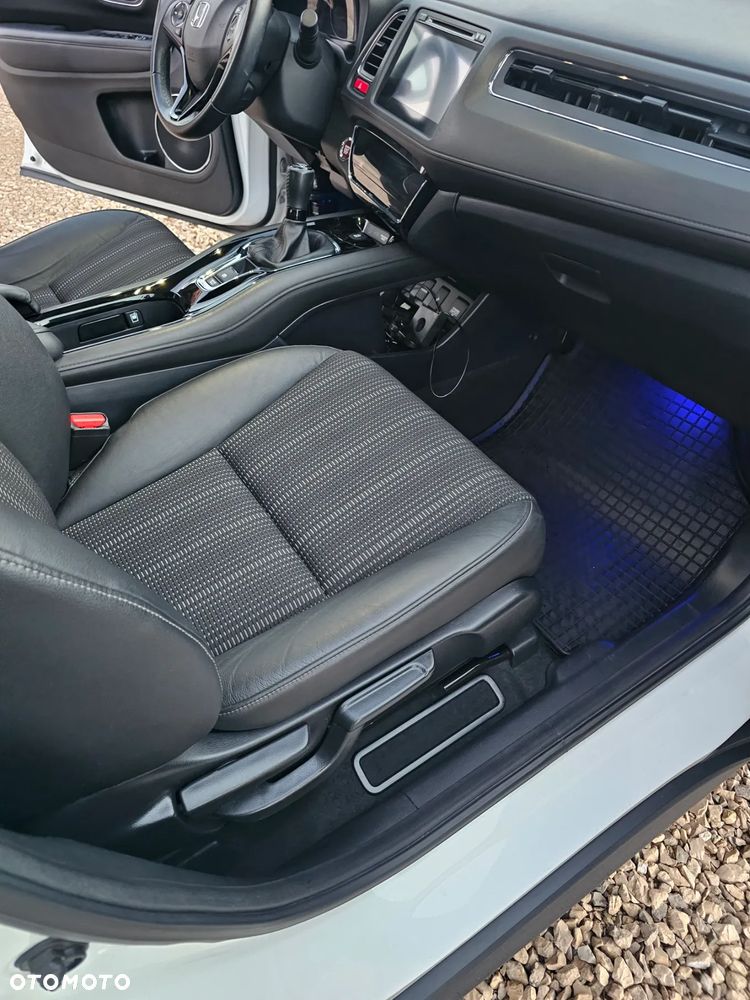 Honda HR-V 1.5 i-VTEC Executive - 13