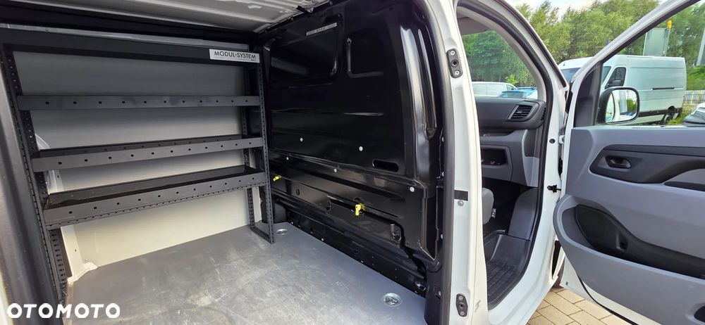 Opel VIVARO L3H1 2.0  AUTOMAT 8-biegów - 32