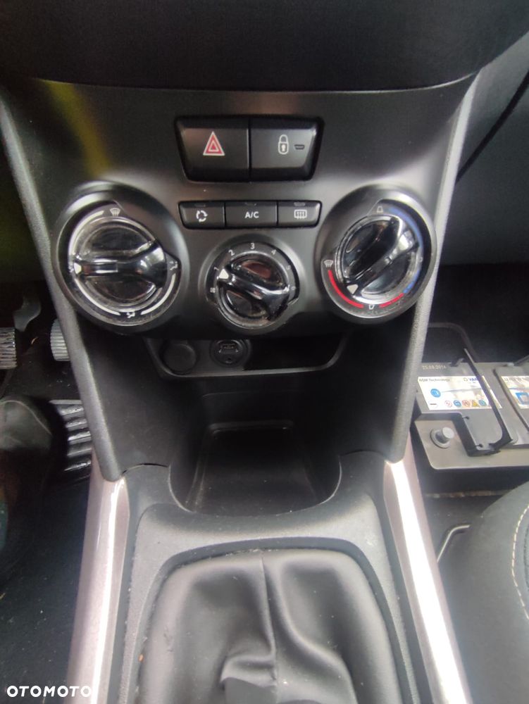 Peugeot 2008 e-HDi FAP 92 STOP & START Business-Line - 17