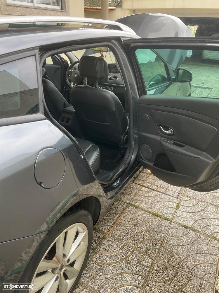 Renault Mégane Sport Tourer 1.5 dCi Dynamique S - 8