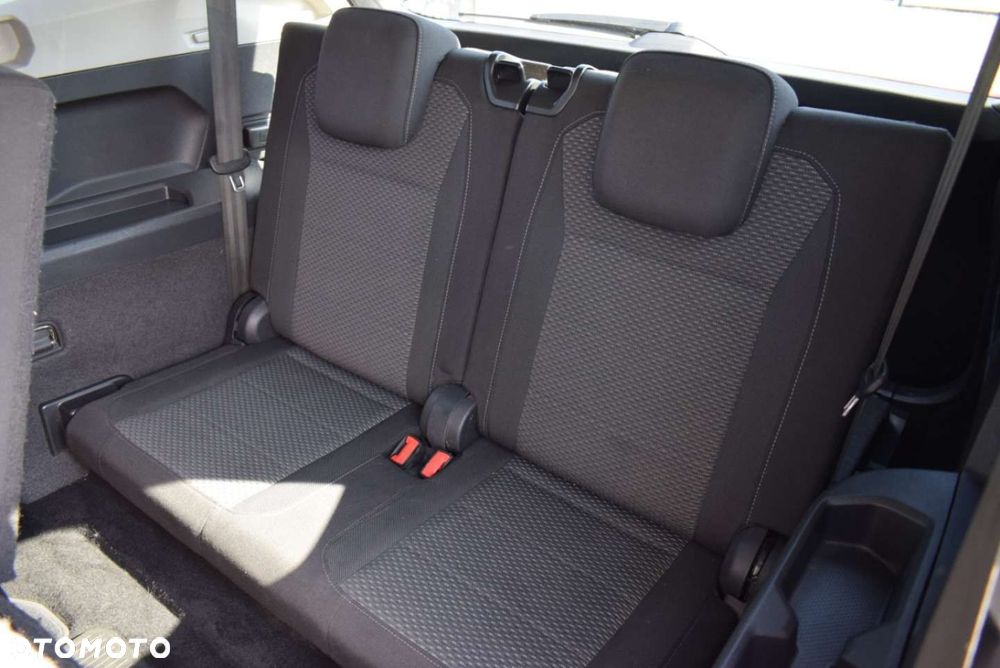 Volkswagen Tiguan - 22