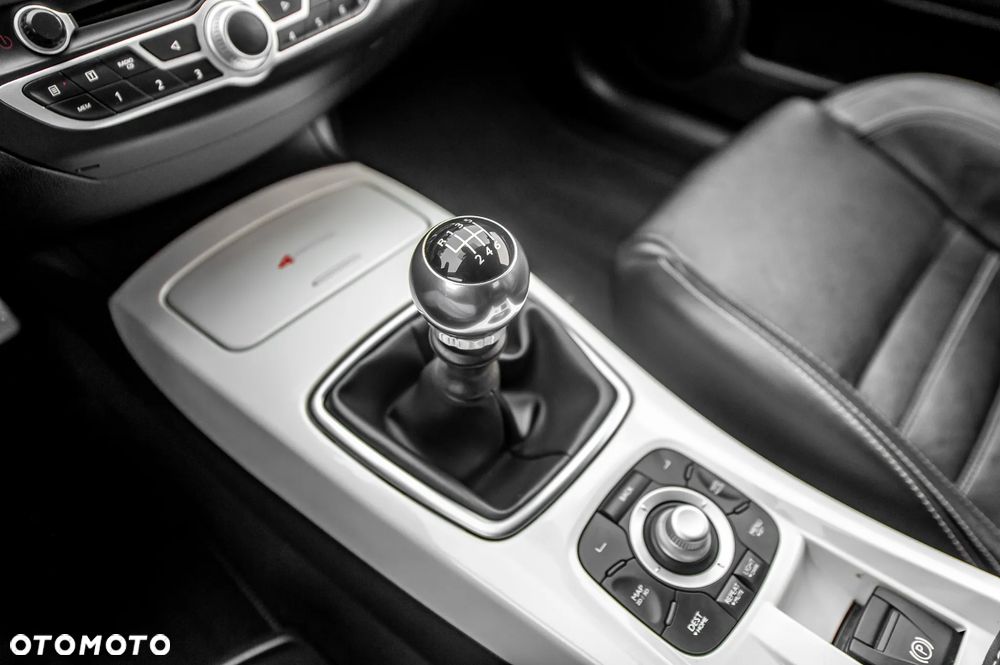 Renault Laguna TCe205 GT - 36