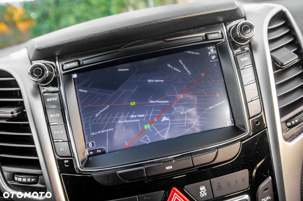 Hyundai i30 blue 1.6 GDI Passion - 30