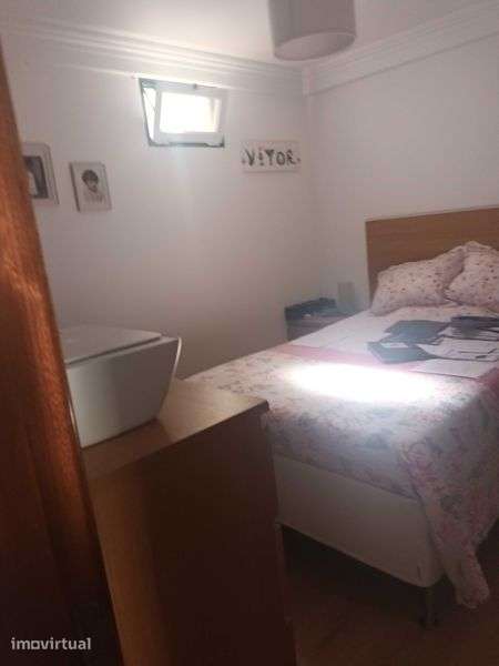 Vende-se Casa T1 Campo de Ourique - Grande imagem: 5/6