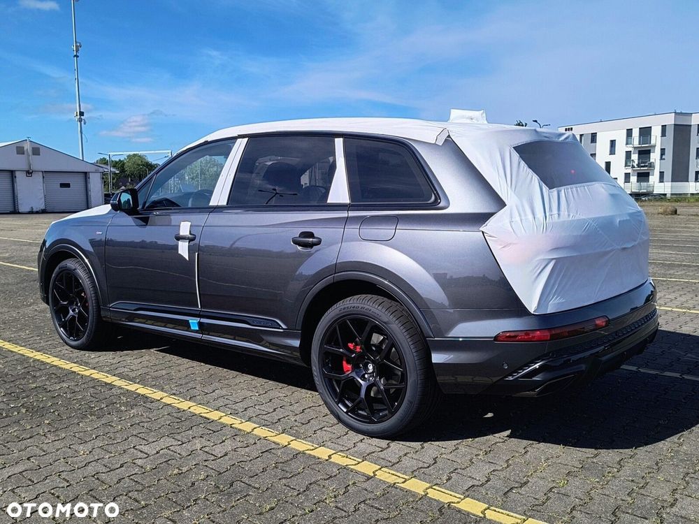 Audi Q7 - 7