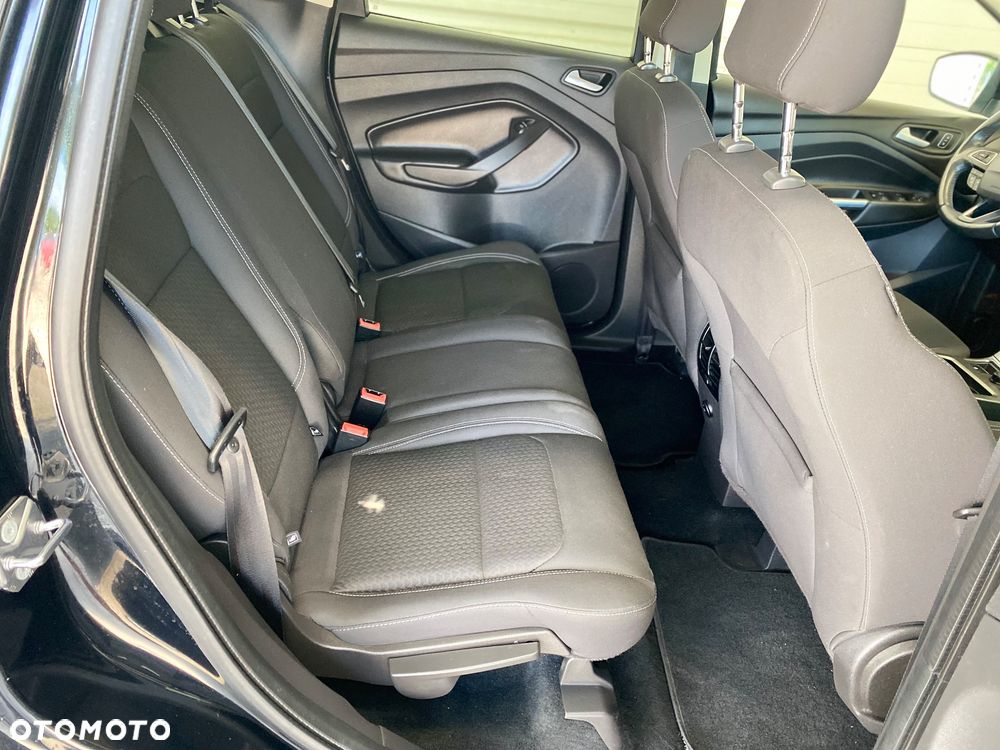 Ford Kuga 2.0 TDCi FWD Titanium - 15