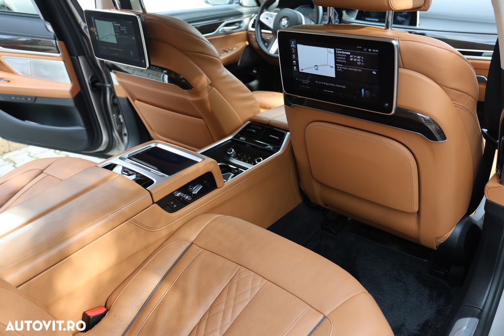 BMW Seria 7 745Le xDrive AT PHEV - 31