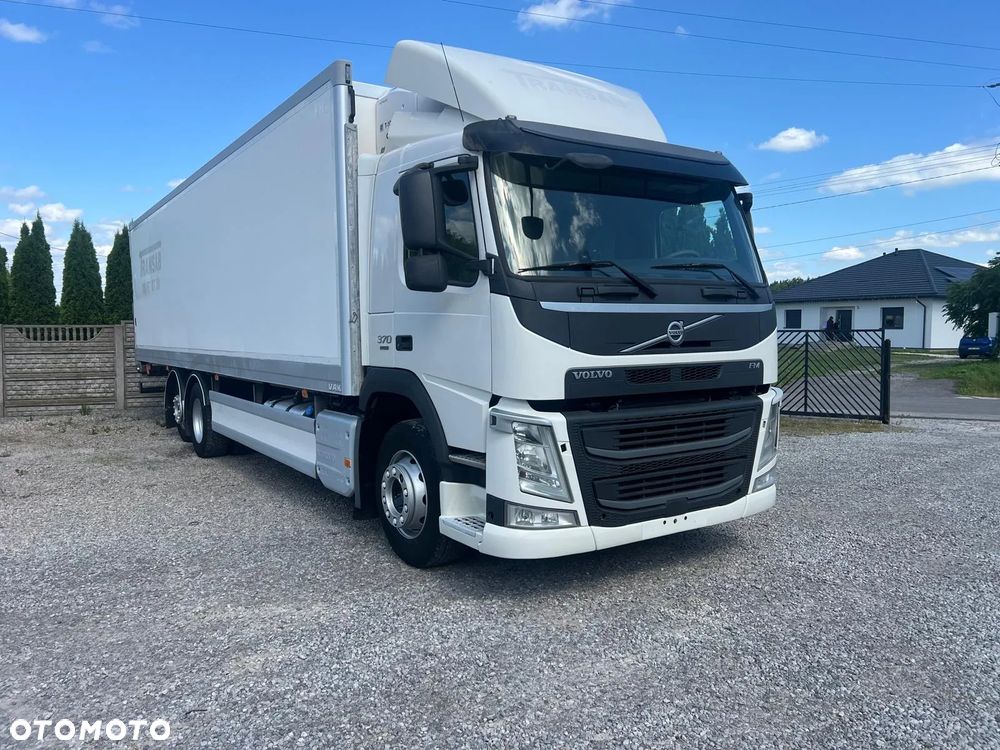 Volvo FM 370 / 6x2 / Chłodnia / Winda / - 3