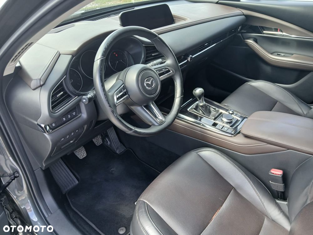 Mazda CX-30 - 32