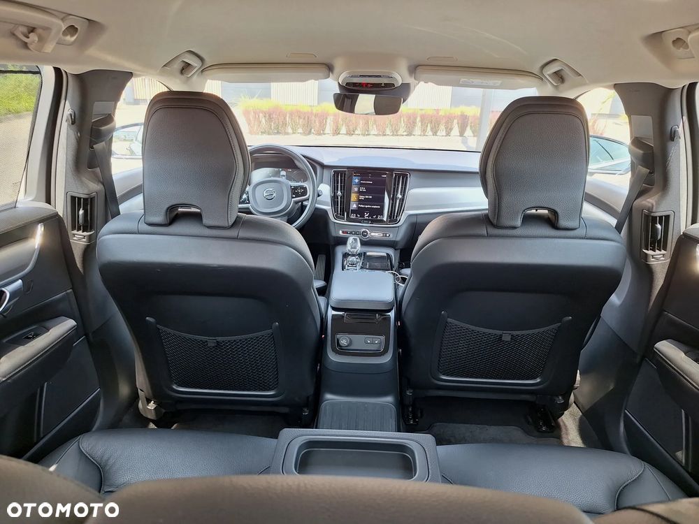 Volvo V90 T8 AWD Plug-In Hybrid Inscription - 12