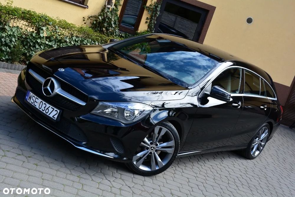 Mercedes-Benz CLA 200 Urban - 20