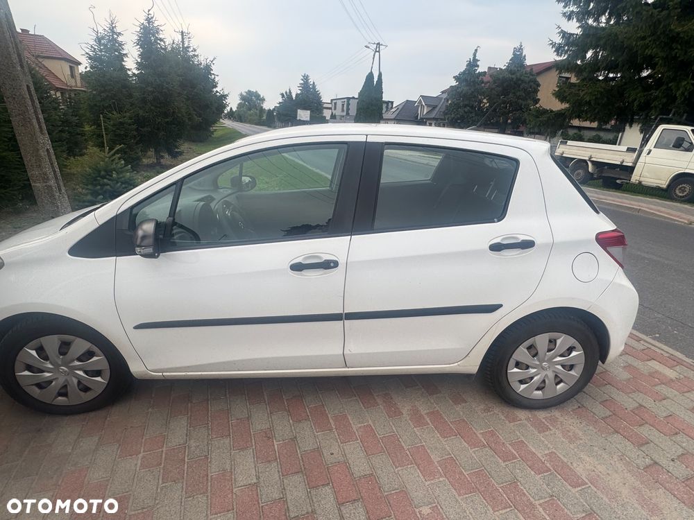 Toyota Yaris 1.0 VVT-i Life - 1
