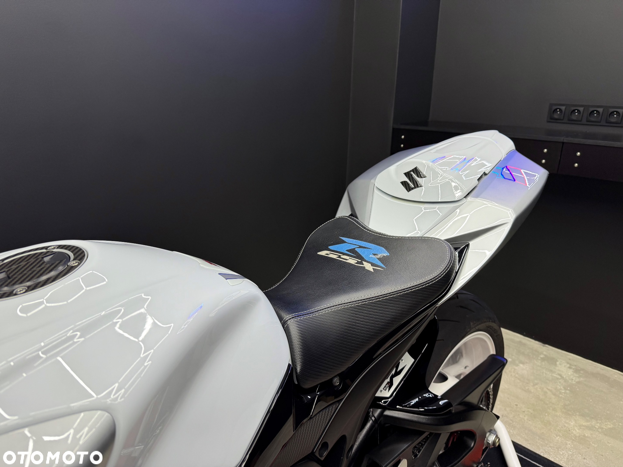 Suzuki GSX-R - 21
