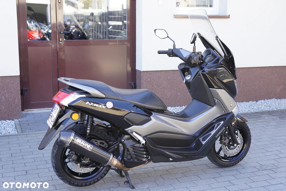 Yamaha NMAX - 4