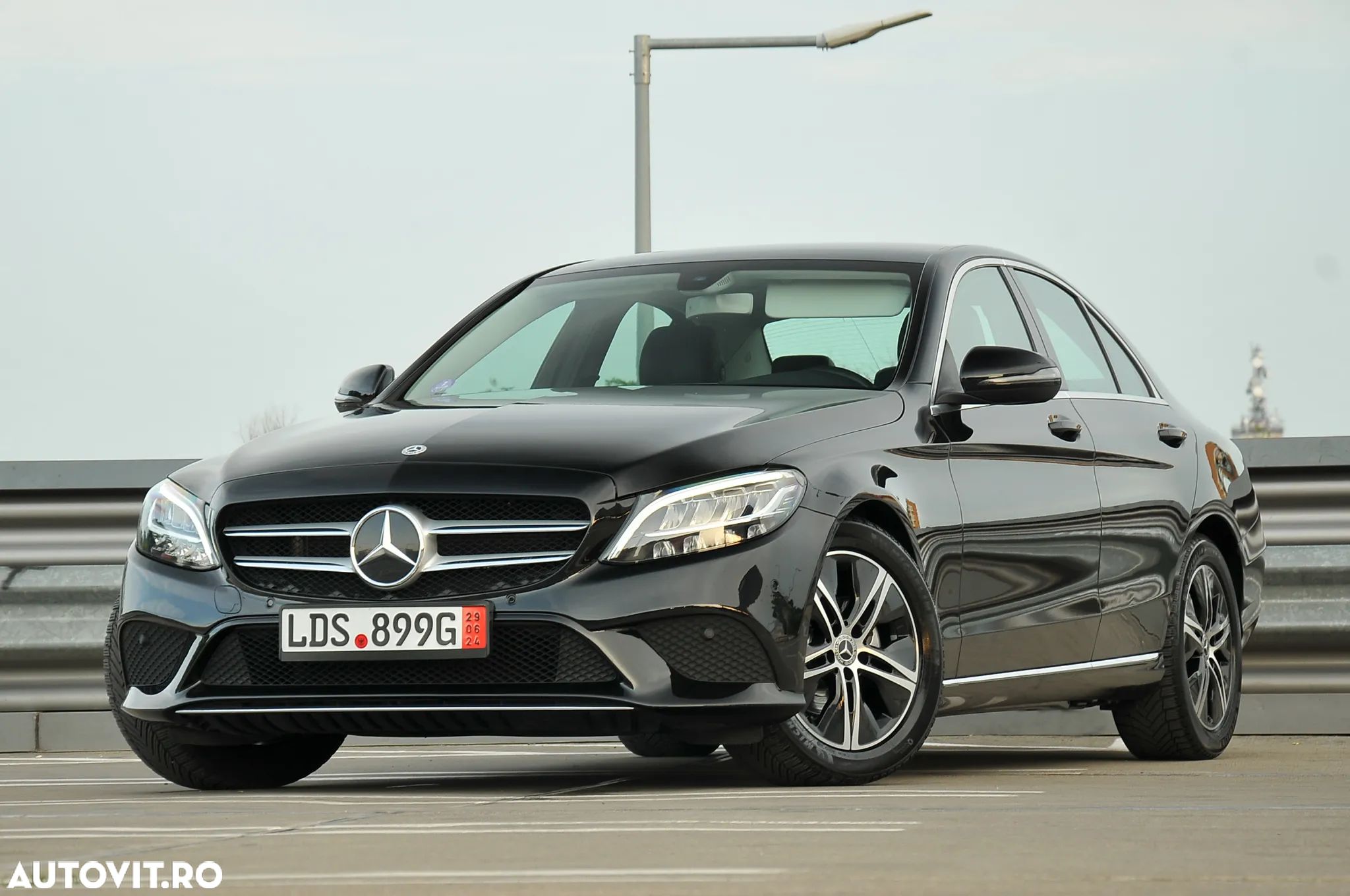 Mercedes-Benz C 180 7G-TRONIC Avantgarde - 1