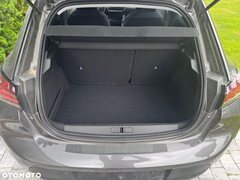 Peugeot 208 1.2 PureTech Active S&S EAT8 - 8