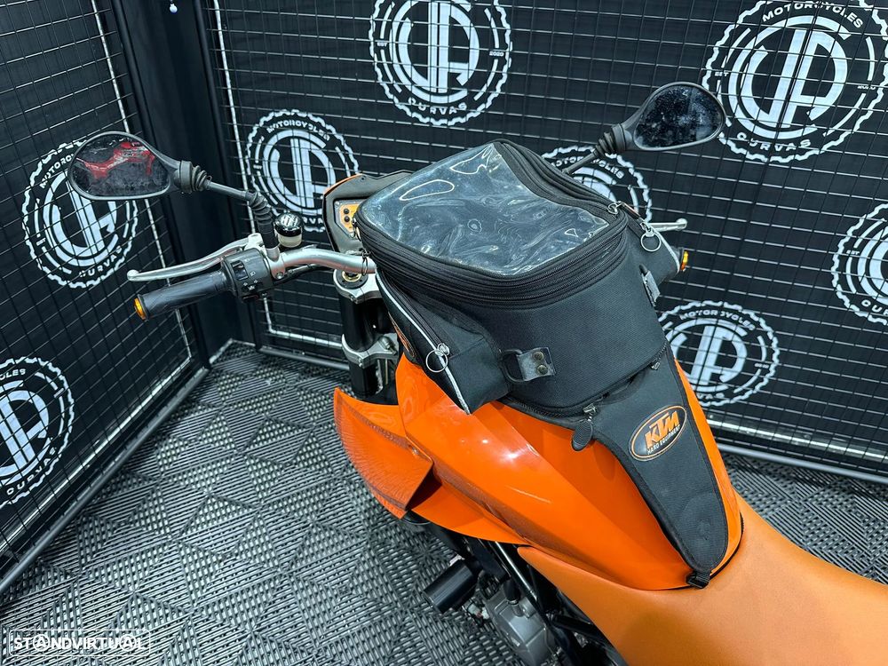 KTM 990 SUPERDUKE - 2