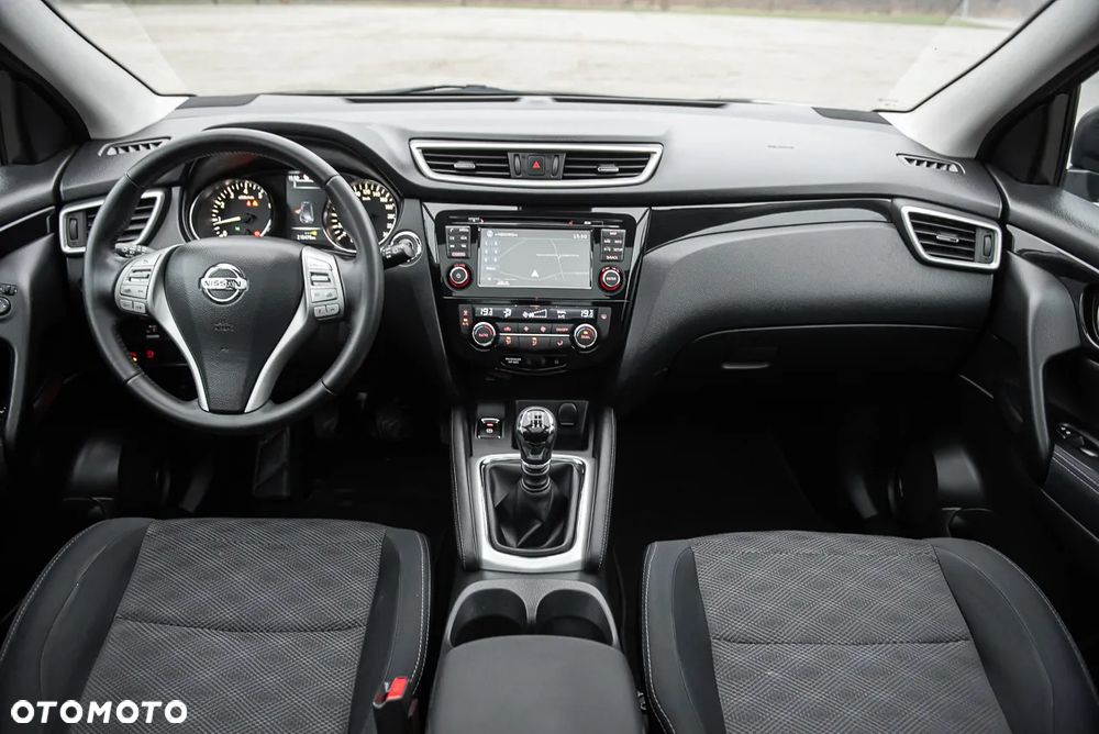 Nissan Qashqai 1.6 DIG-T Tekna+ - 22