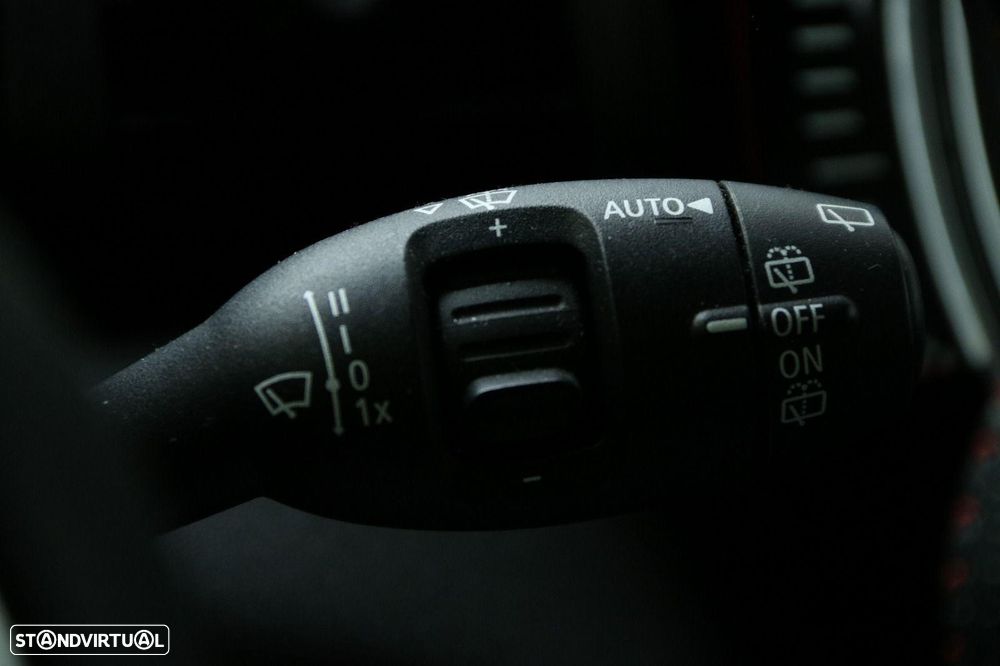 MINI 3 Portas John Cooper Works Essential - 18