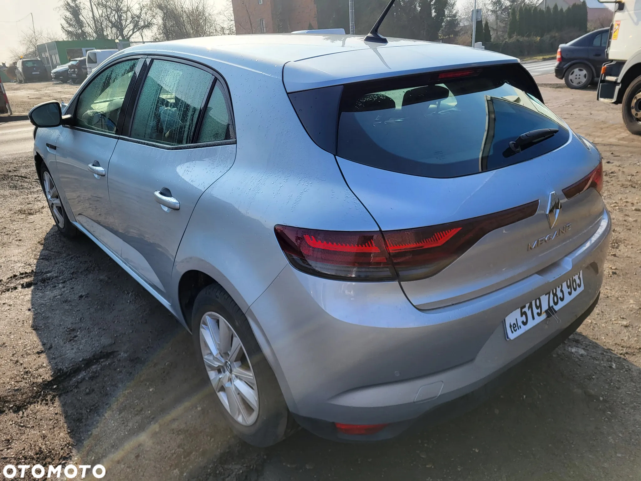 Renault Megane 1.0 TCe Life - 11
