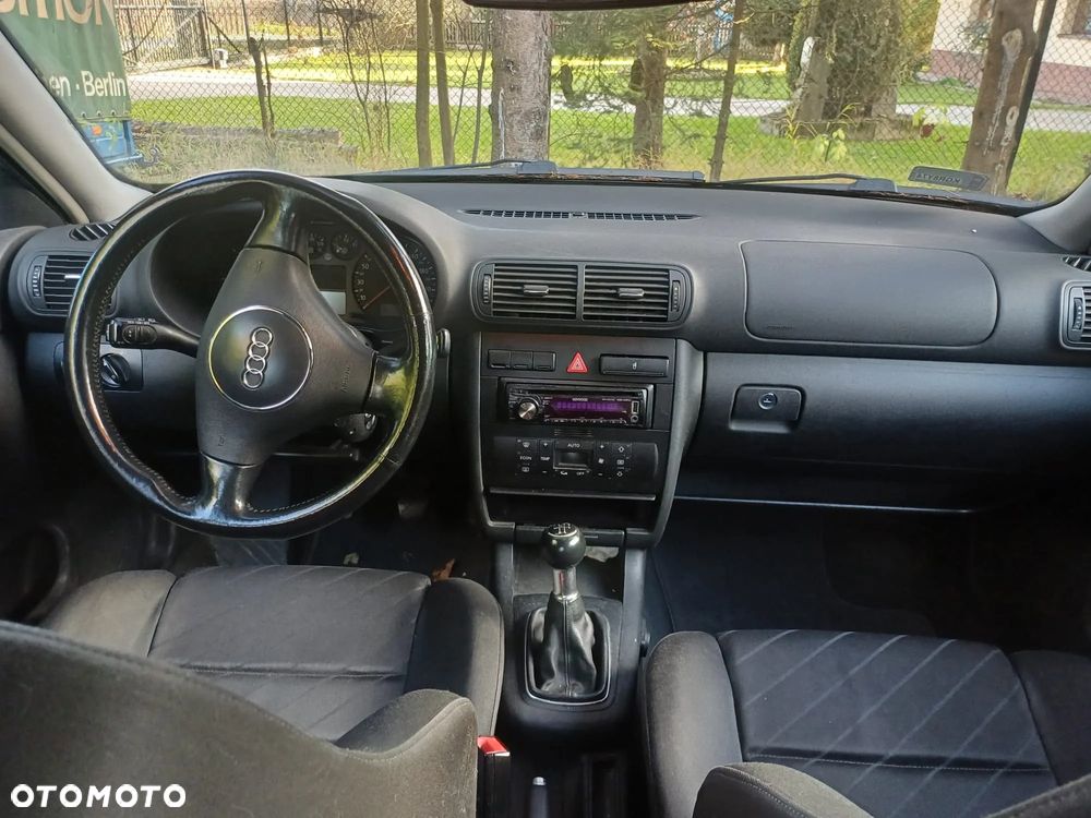 Audi A3 Sportback 1.9 TDI Ambition - 11