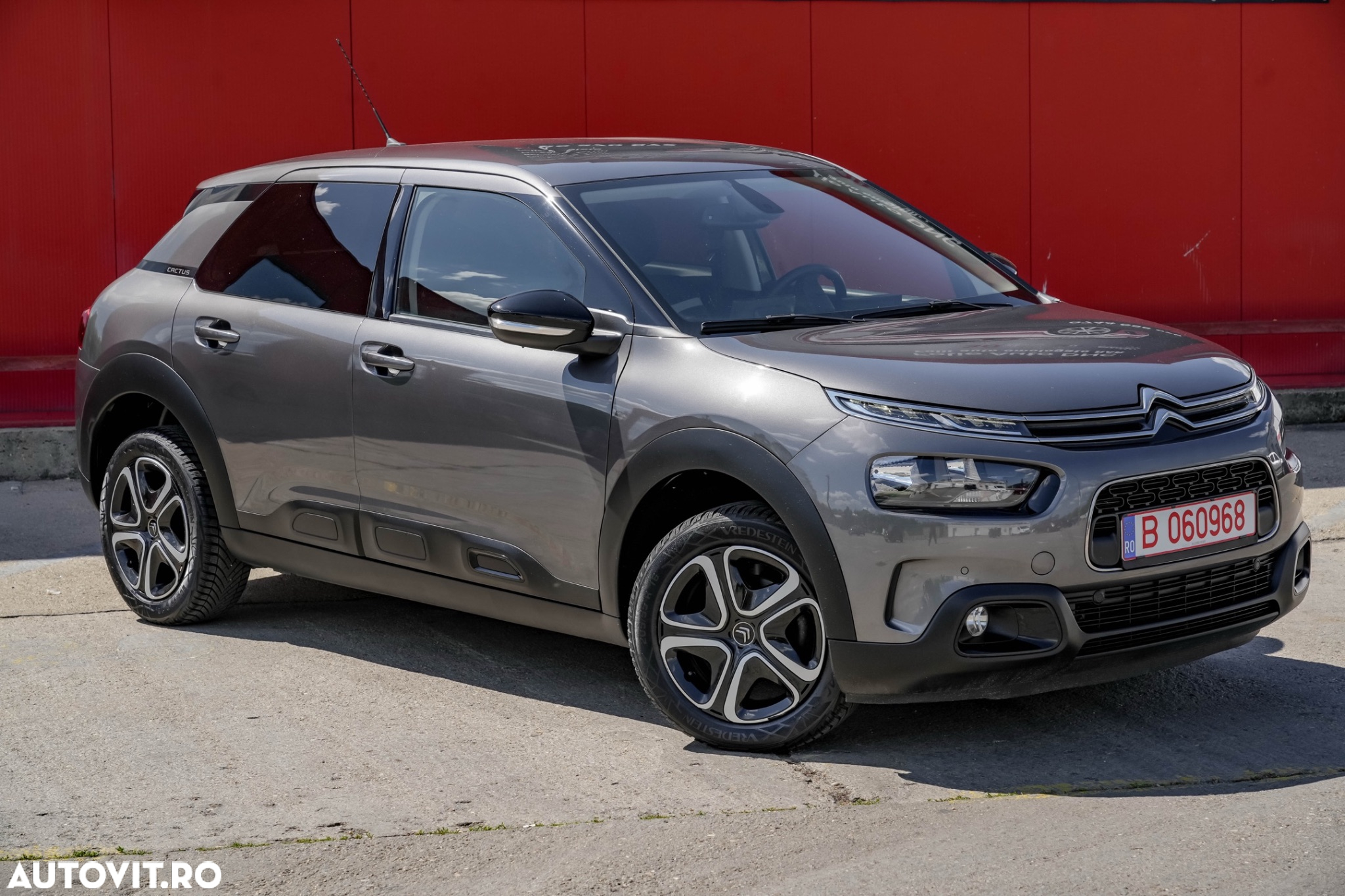 Citroën C4 Cactus 1.2 PureTech S&S BVM Live - 13