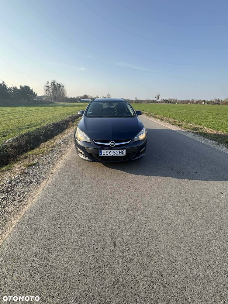 Opel Astra ver-2-0-cdti-sport - 8