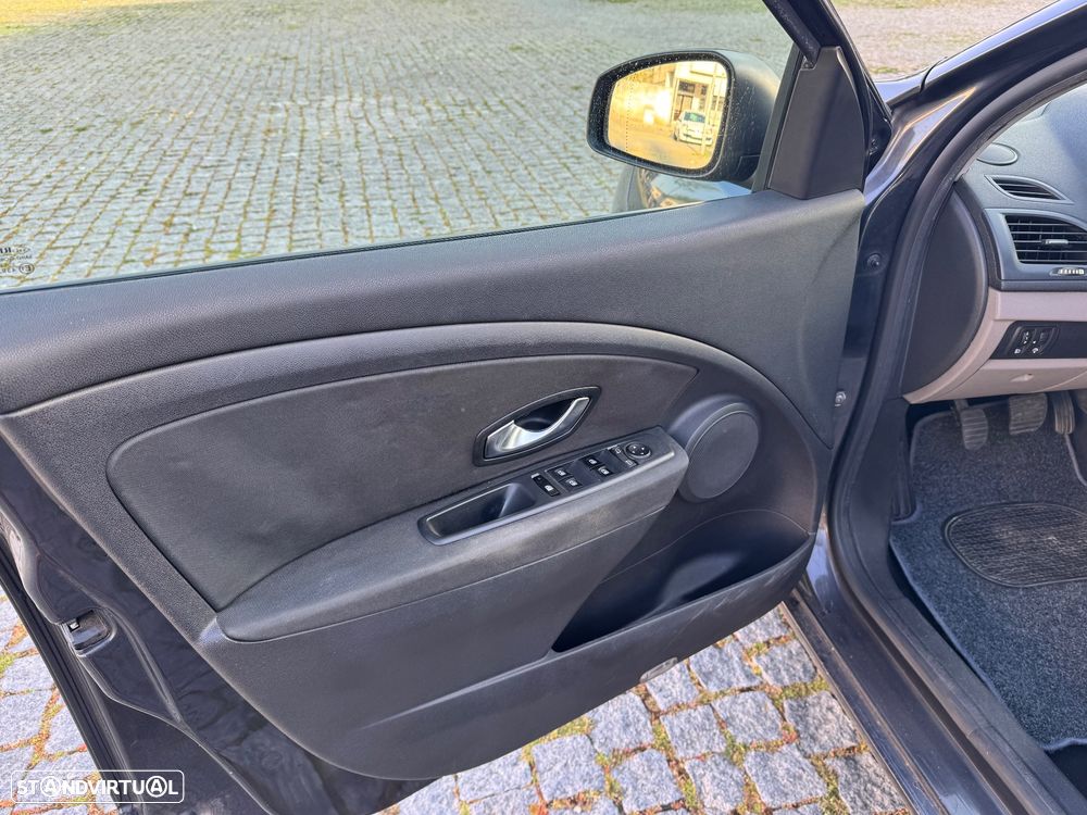 Renault Mégane 1.5 dCi Confort - 14
