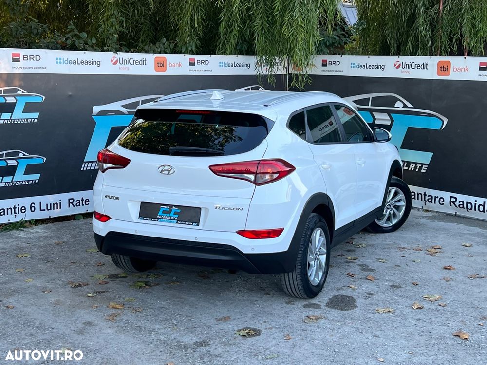 Hyundai Tucson blue 1.7 CRDi 2WD Trend - 32