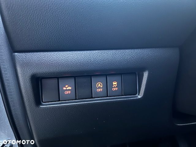 Suzuki Swift 1.2 Dualjet SHVS Premium Plus - 11