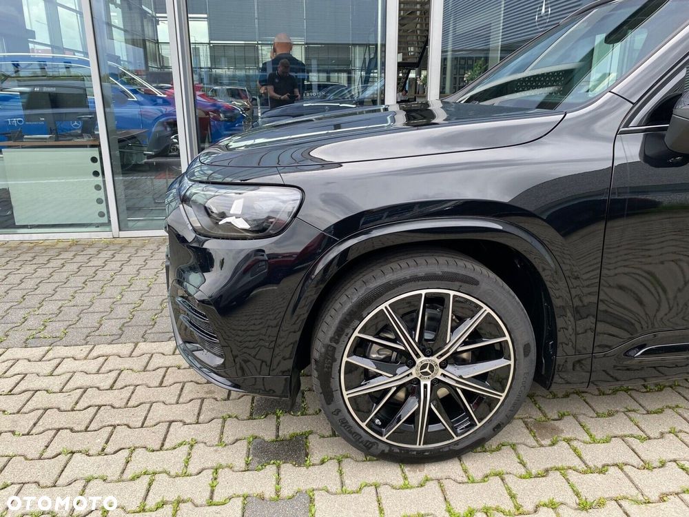 Mercedes-Benz GLB - 7