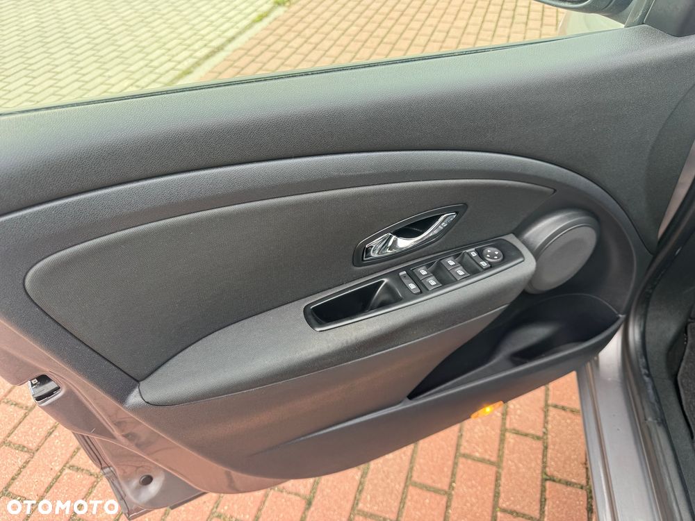 Renault Megane 1.6 16V 110 Dynamique - 9