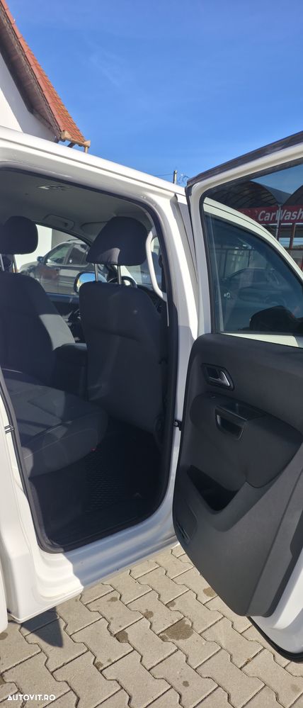 Volkswagen Amarok - 10