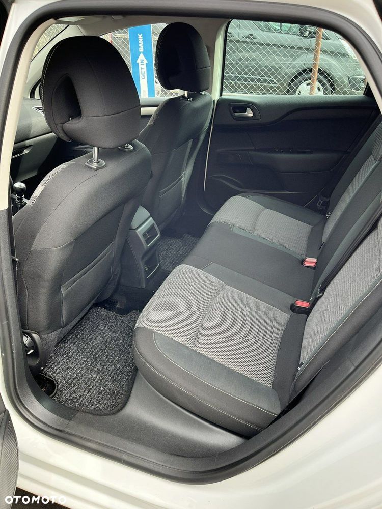 Citroën C4 - 10