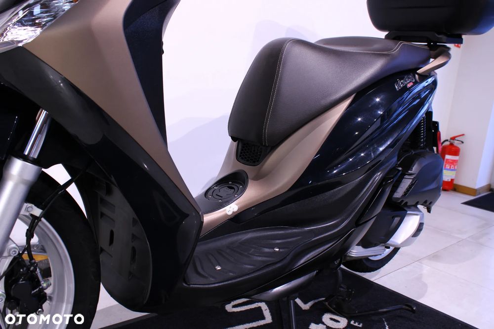Piaggio Medley - 22