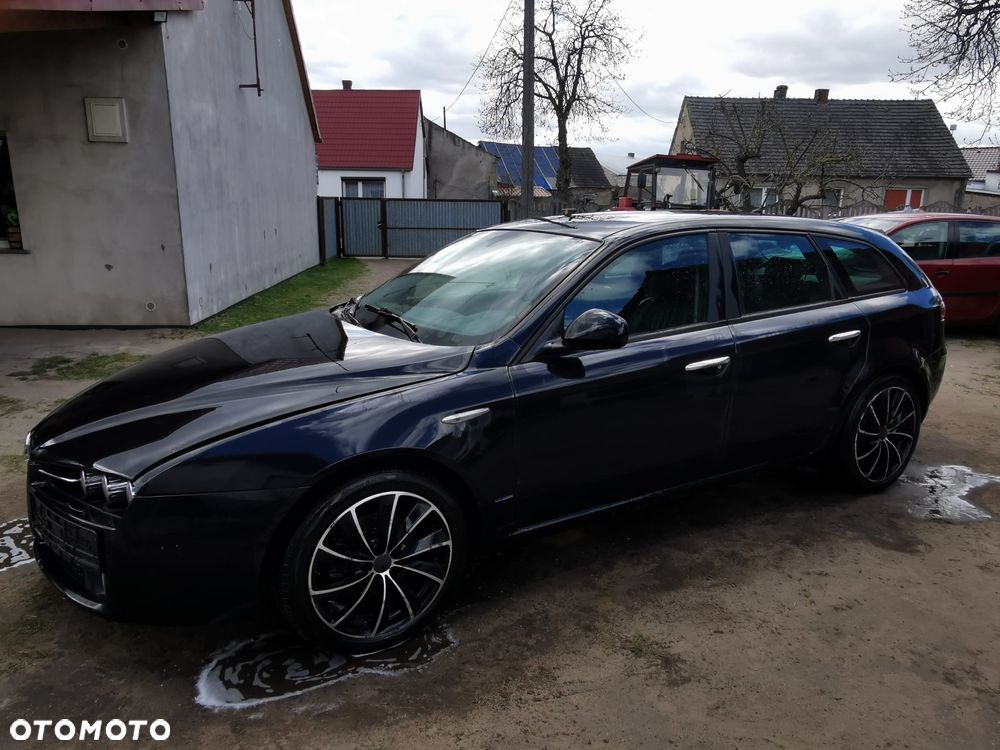 Alfa Romeo 159 1.9 JTDM 16V DPF - 13