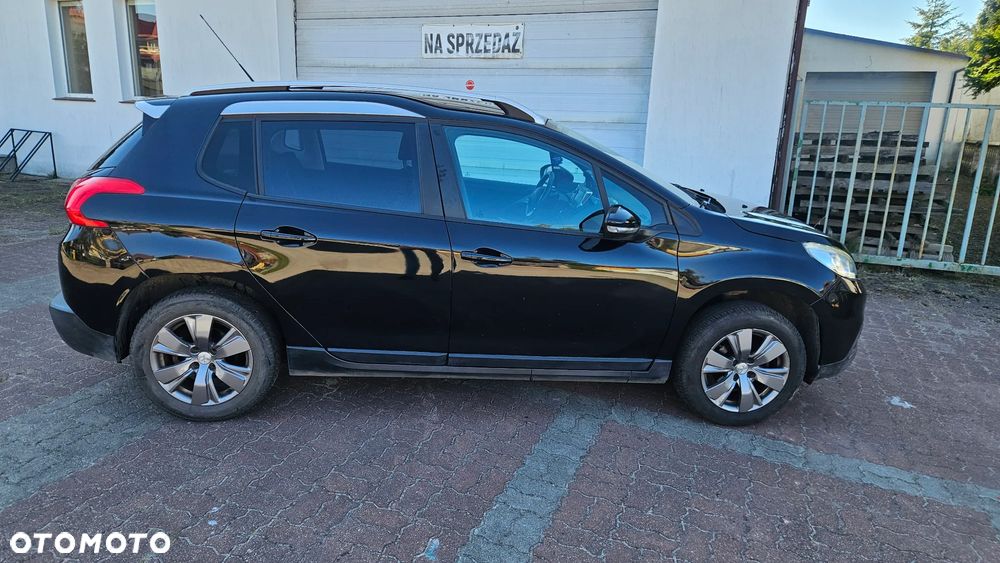 Peugeot 2008 1.2 Pure Tech Style - 13