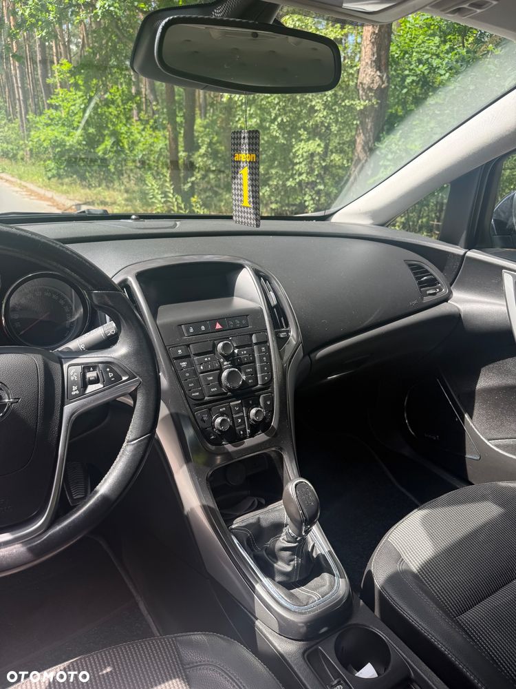 Opel Astra 1.4 T Sport - 11