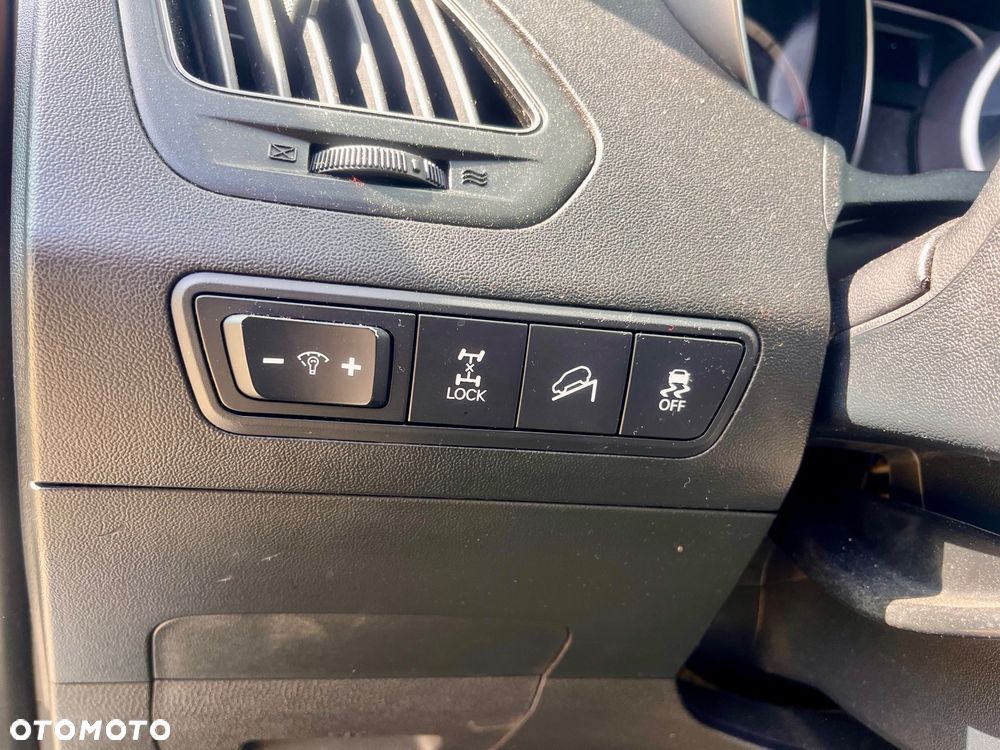 Hyundai ix35 2.0 CRDi 4WD Premium - 10