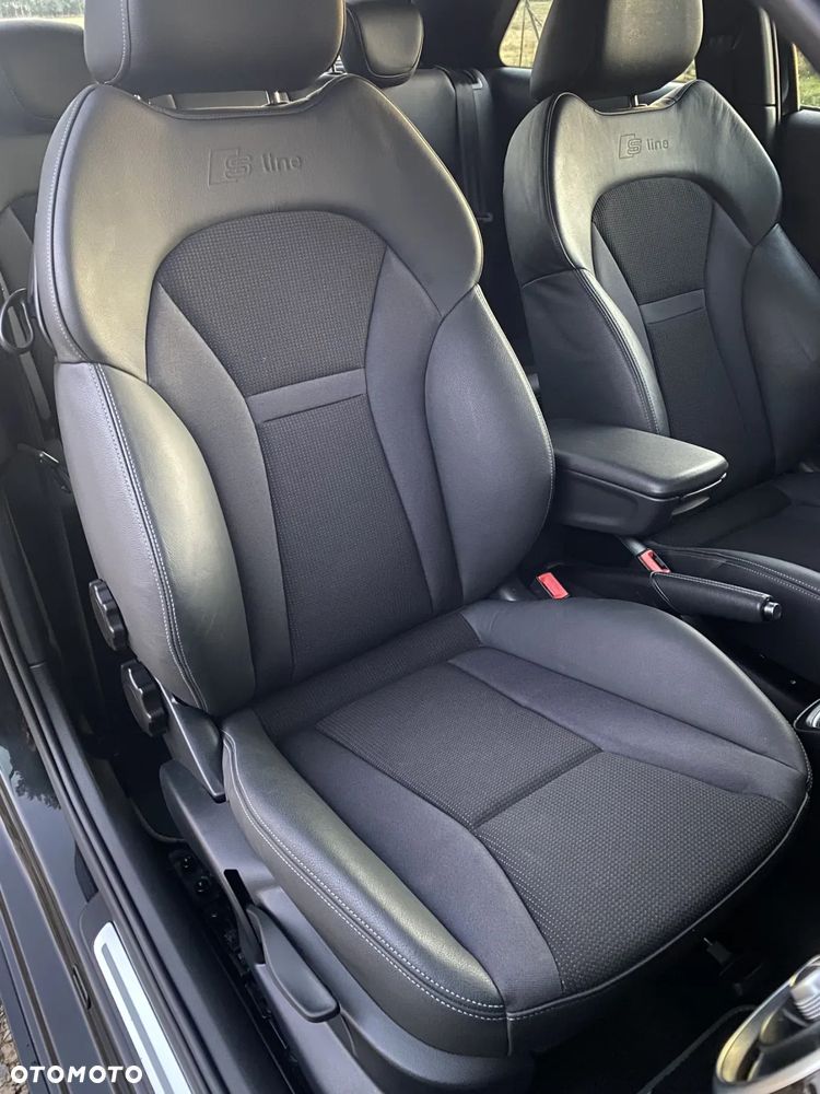 Audi A1 1.2 TFSI S line edition - 14