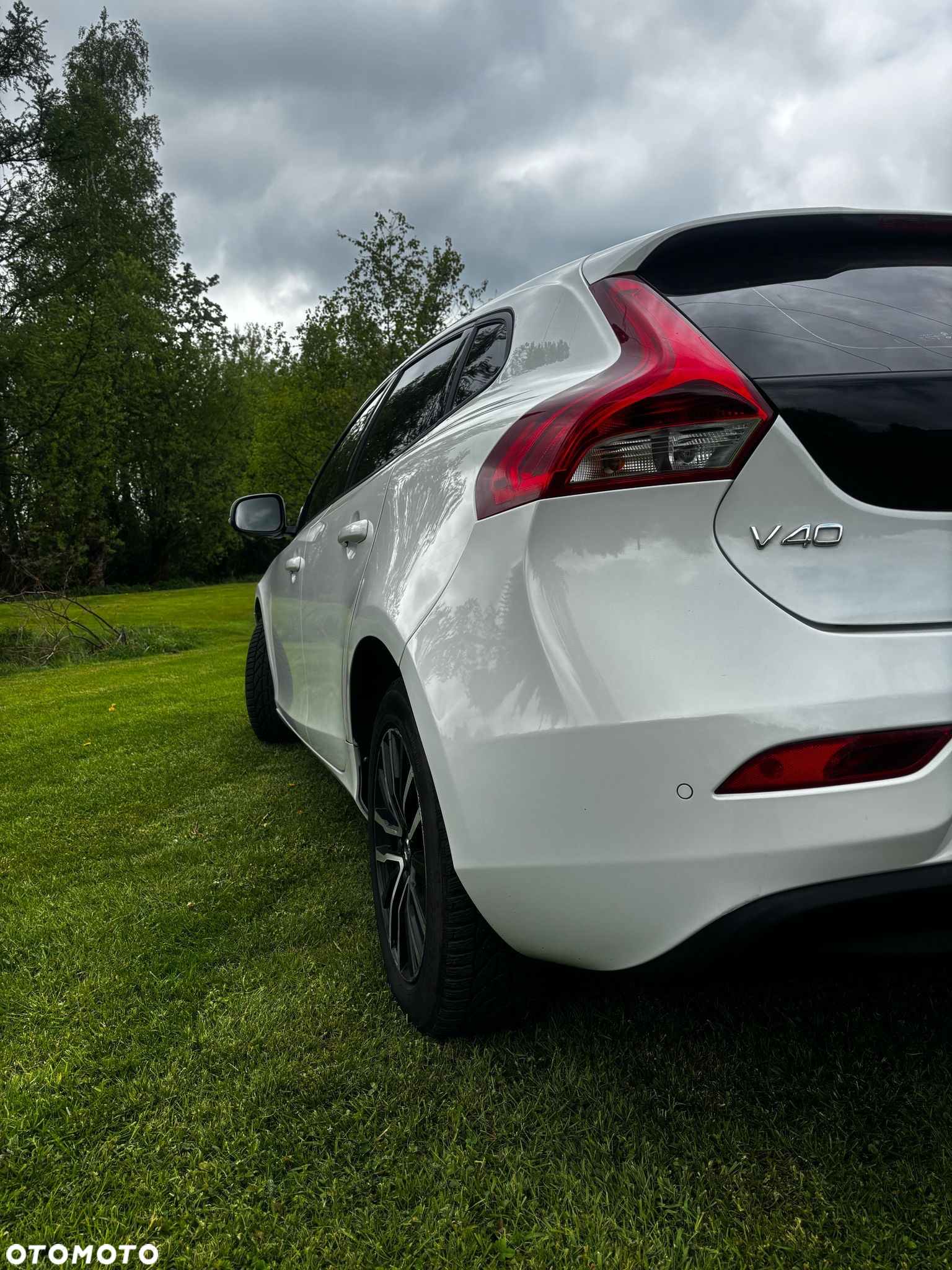 Volvo V40 D3 Drive-E Momentum - 12