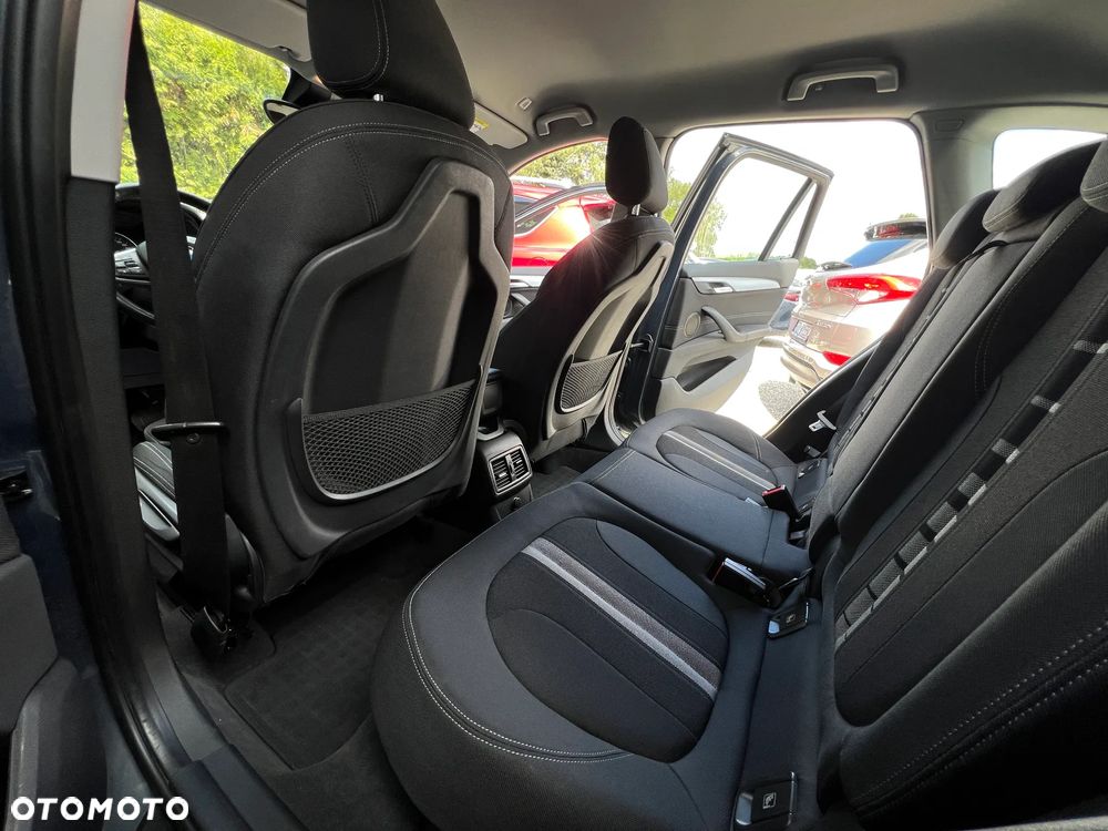 BMW X1 xDrive18d Advantage sport - 34