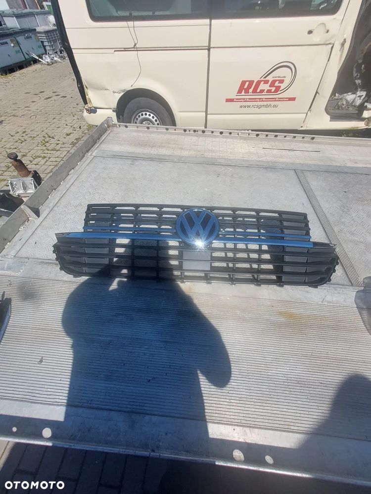 Atrapa  zderzaka  vw t6.1 multivan carawelle - 7