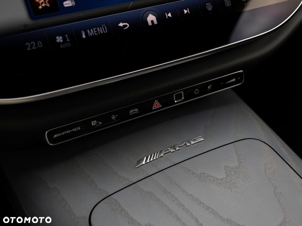 Mercedes-Benz Klasa E AMG 53 4Matic+ AMG SPEEDSHIFT TCT 9G - 11