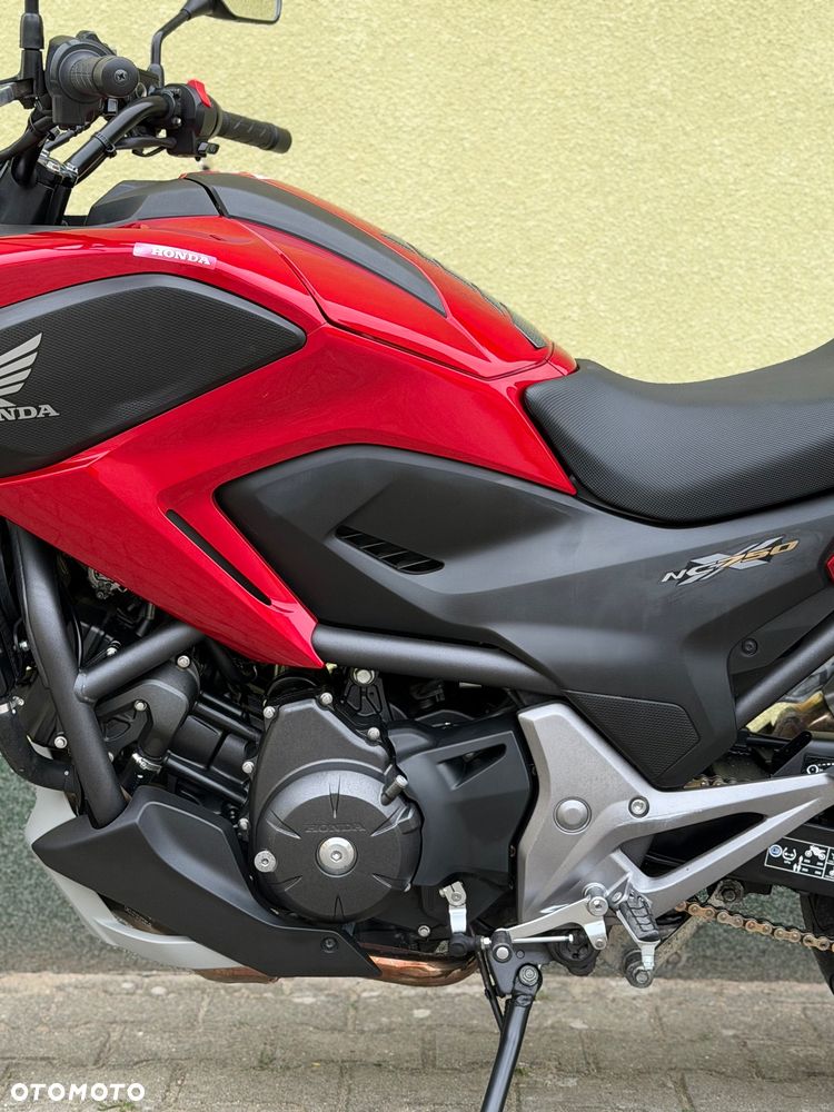 Honda NC - 25
