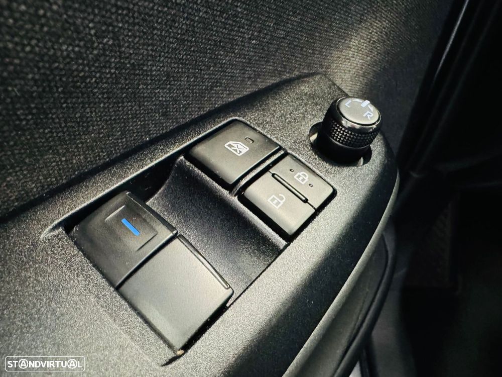Toyota Yaris 1.5 HDF Comfort Plus - 15