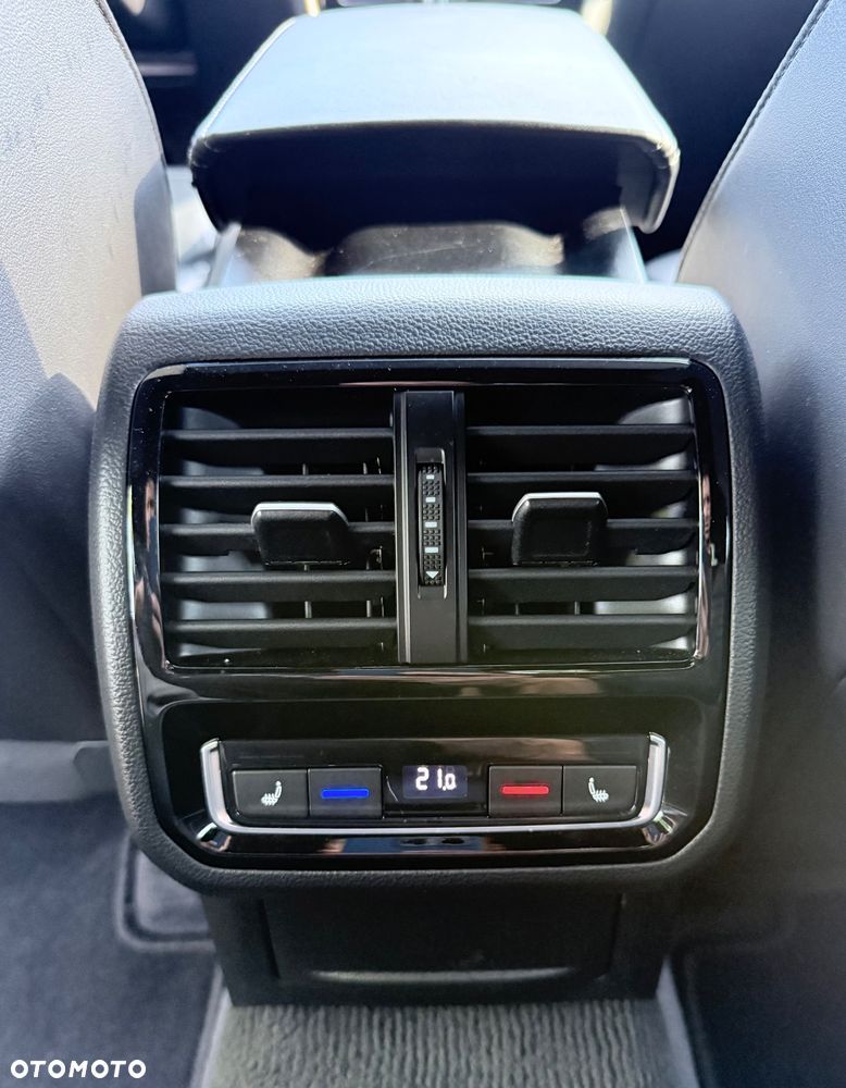 Volkswagen Arteon 2.0 TSI 4Motion R-Line DSG - 17