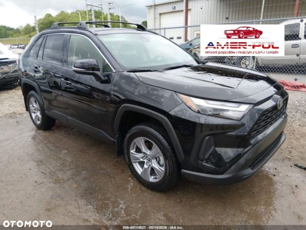 Toyota RAV4 - 1